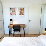 Wiederkehr Penthouse Ruegen Living 아파트 *